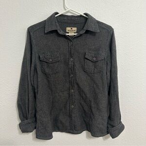 Women’s woolrich long sleeve button down shirt size M